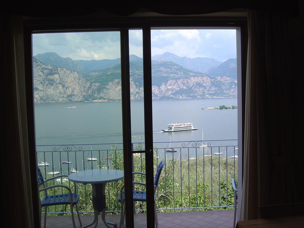 Hotel Residence Panoramica Brenzone sul Garda Rom bilde
