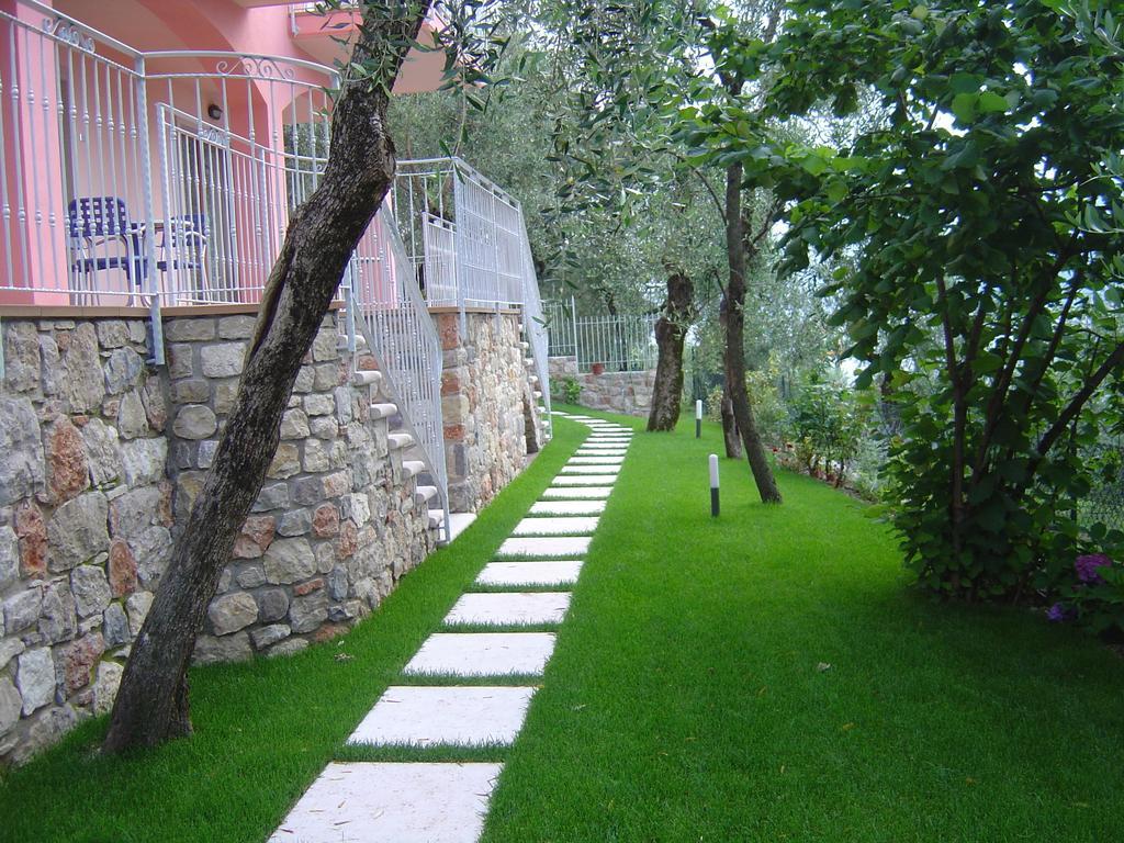 Hotel Residence Panoramica Brenzone sul Garda Eksteriør bilde